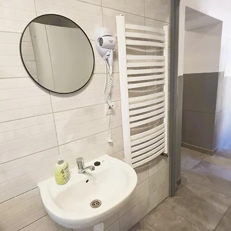 Bezplatny Dowoz Airnest24 Lotnisko Katowice-pyrzowice Saczow